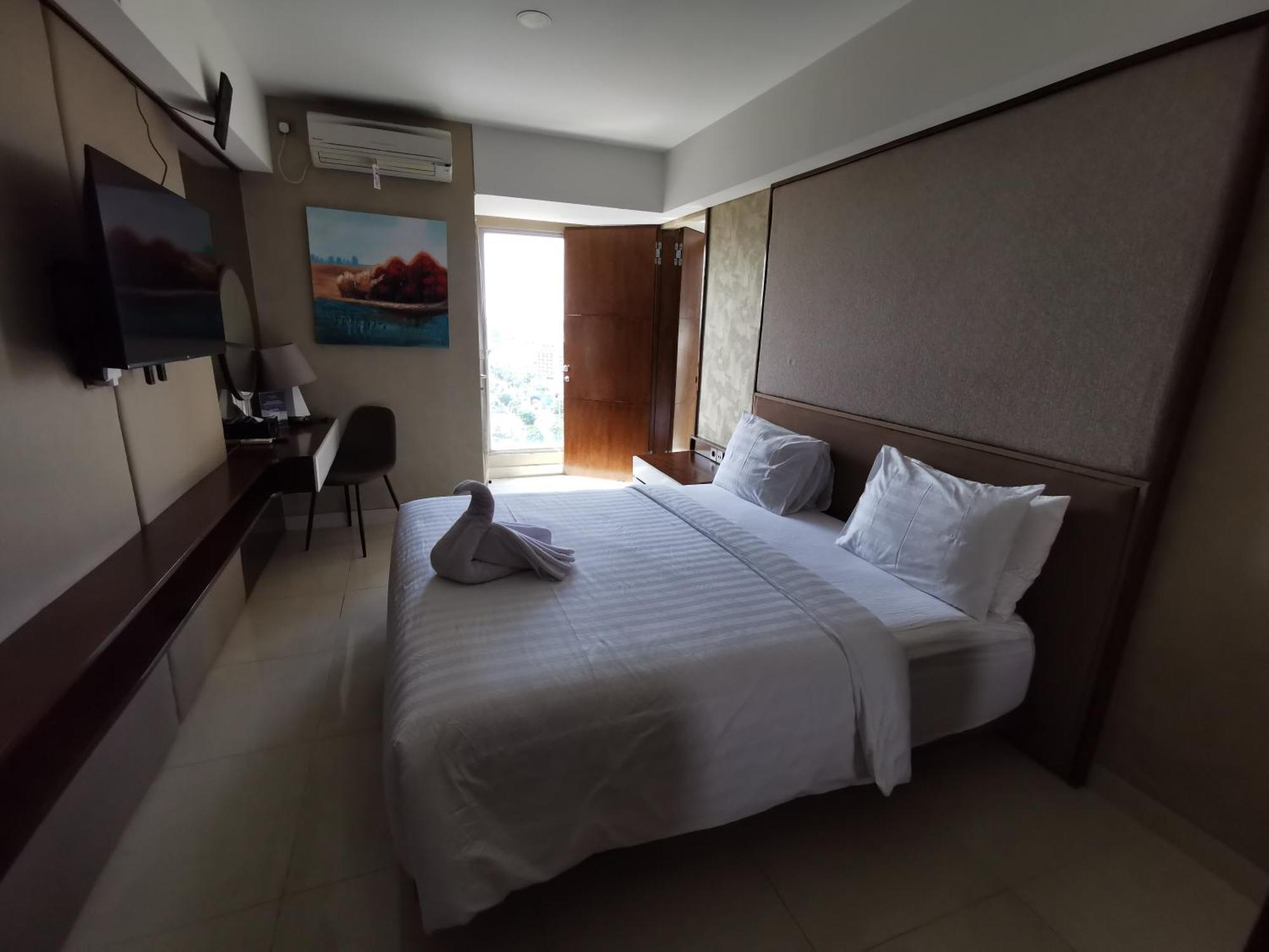 Warhol Residence Semarang Simpang Lima Esterno foto