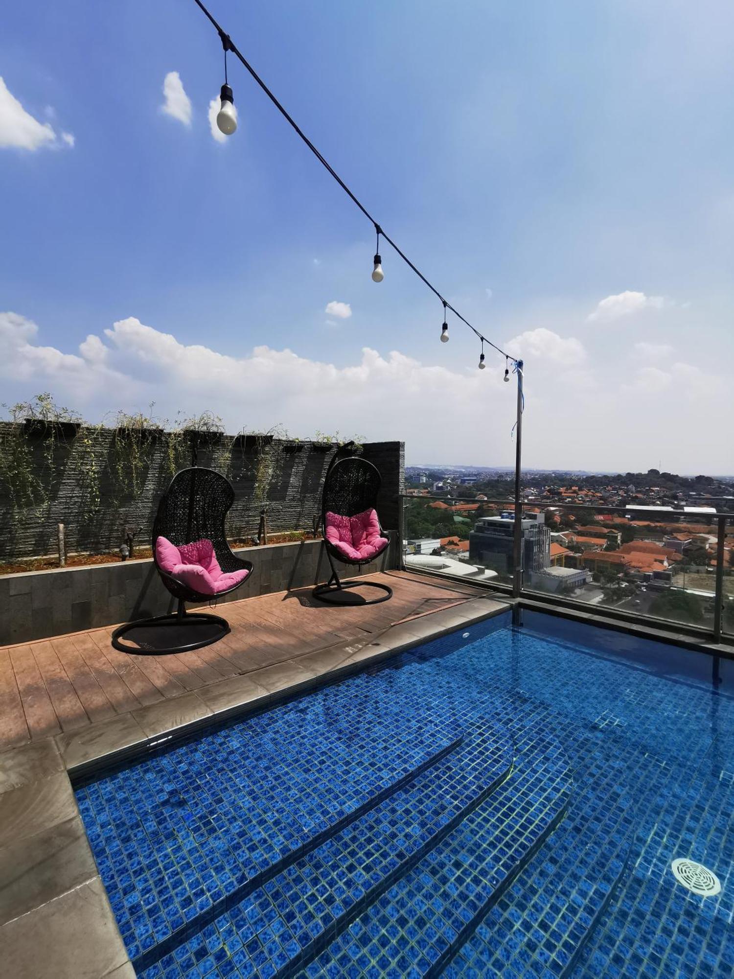 Warhol Residence Semarang Simpang Lima Esterno foto